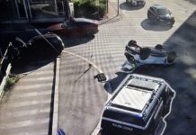 Incidente in Zai, auto si capovolge dopo lo scontro: due feriti